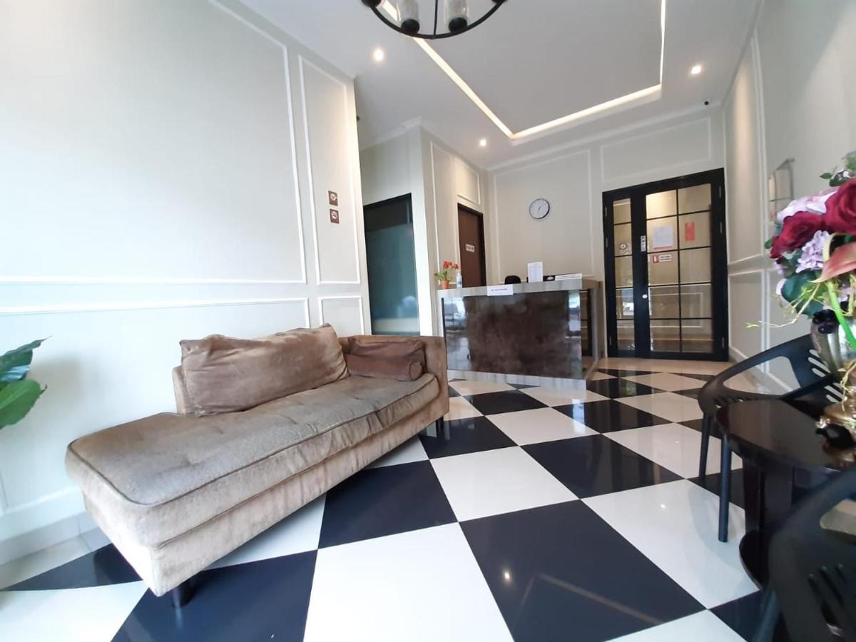 Flamboyan Residence Cipete Jakarta Extérieur photo